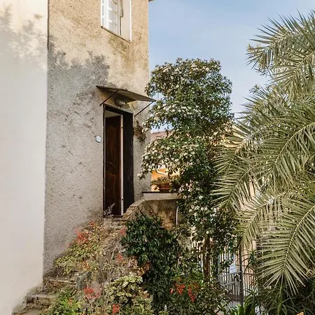 Casa Sant'anna بيت للعطل *