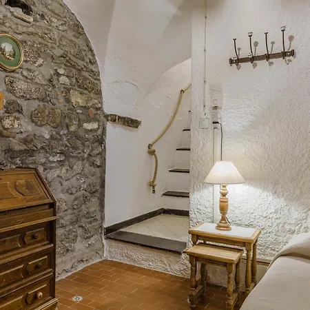 Casa Sant'anna 펜션 *