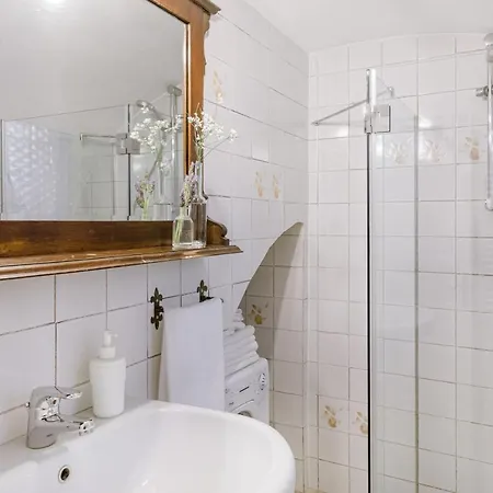 Casa Sant'anna * 산토바르톨로메오알마레